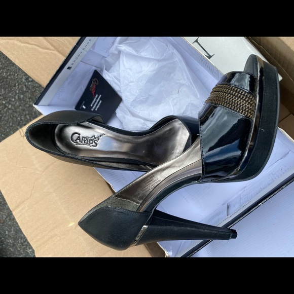 Brand new heels - Picture 3 of 7